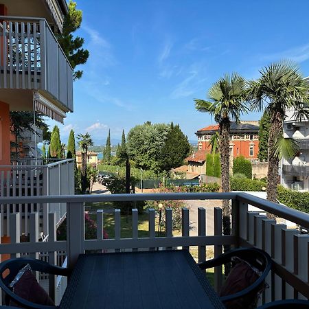 Appartamento Peschiera Peschiera del Garda Bagian luar foto