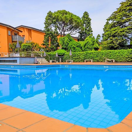Appartamento Peschiera Peschiera del Garda Bagian luar foto