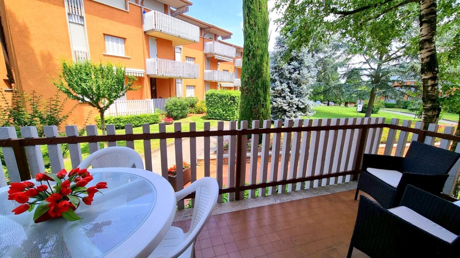 Appartamento Peschiera Peschiera del Garda Bagian luar foto