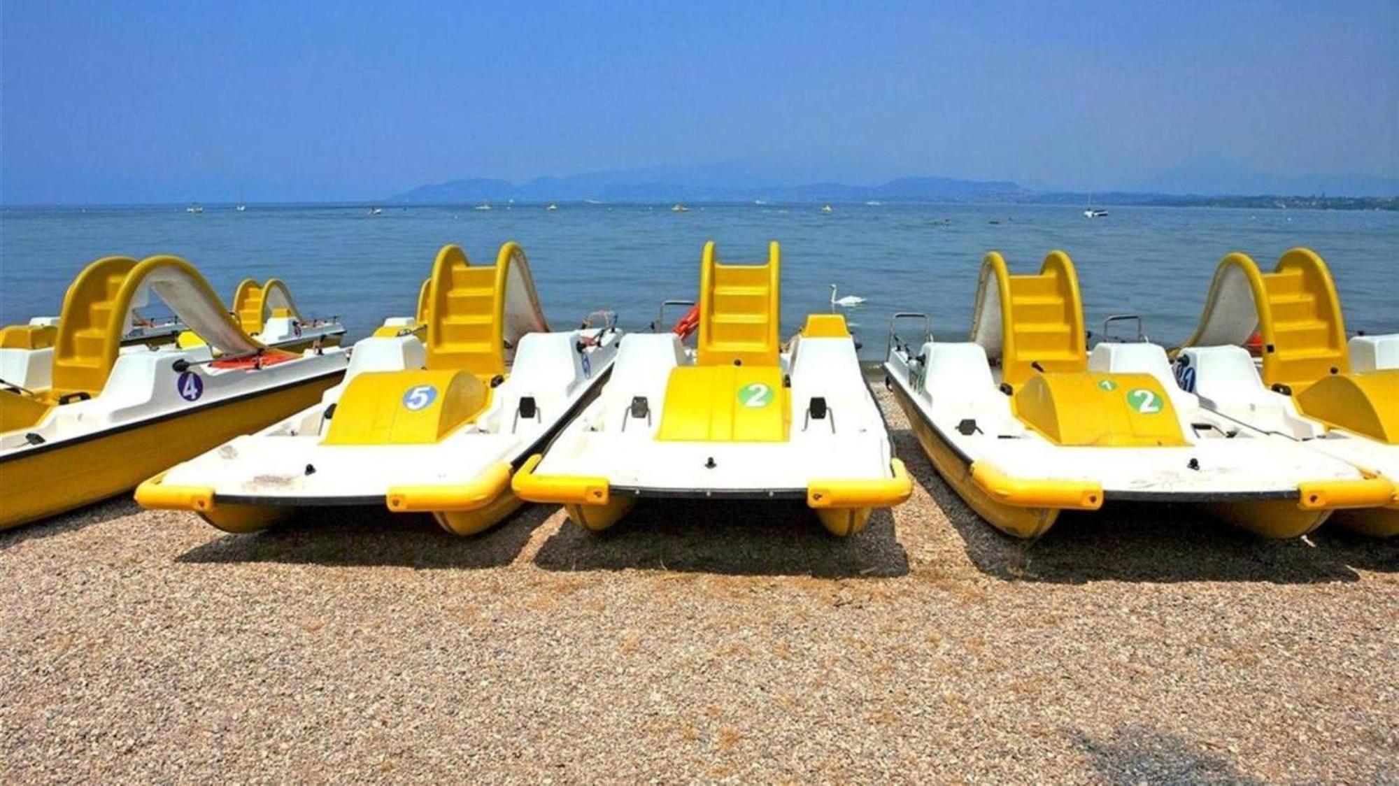 Appartamento Peschiera Peschiera del Garda Bagian luar foto