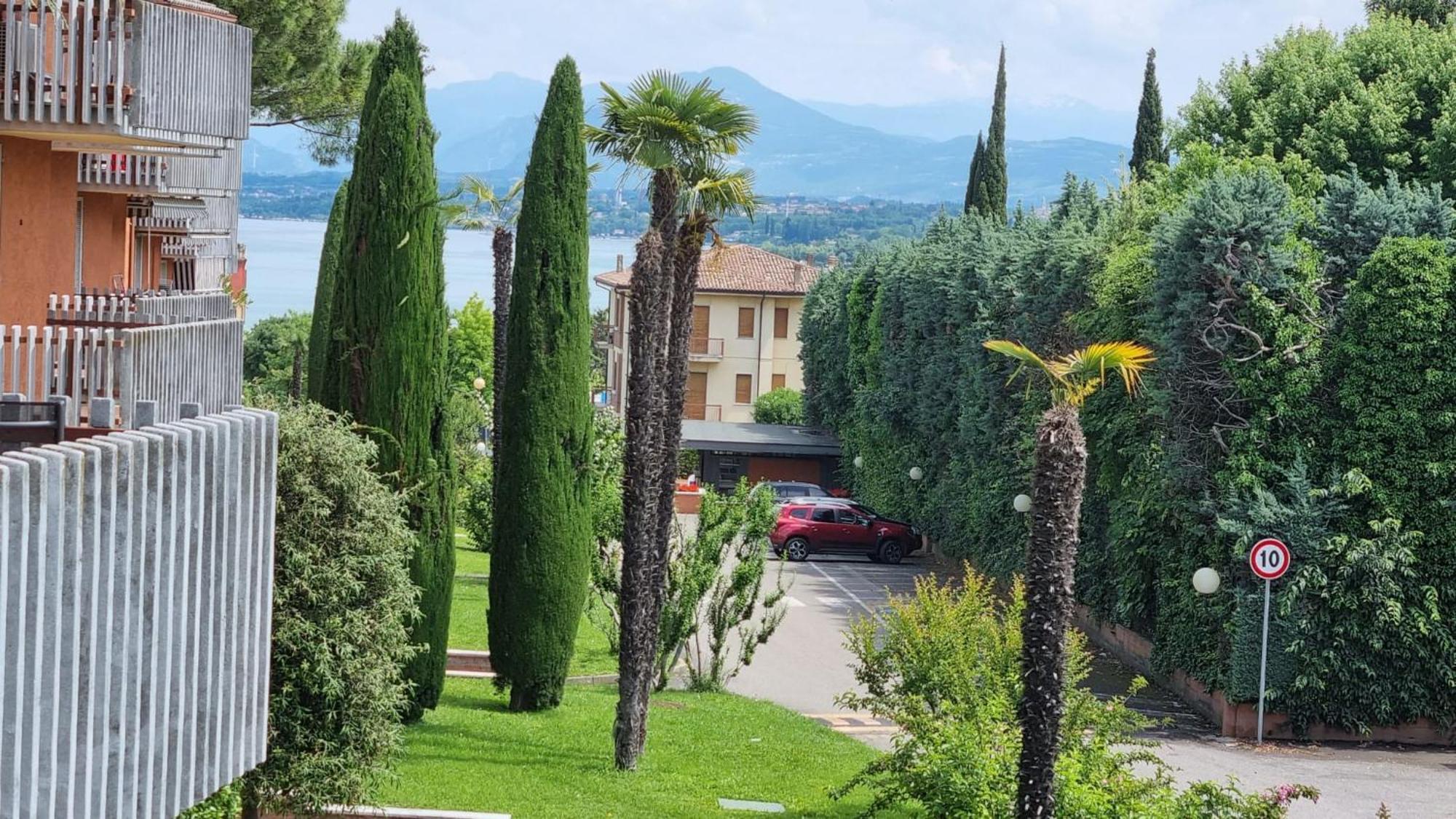 Appartamento Peschiera Peschiera del Garda Bagian luar foto