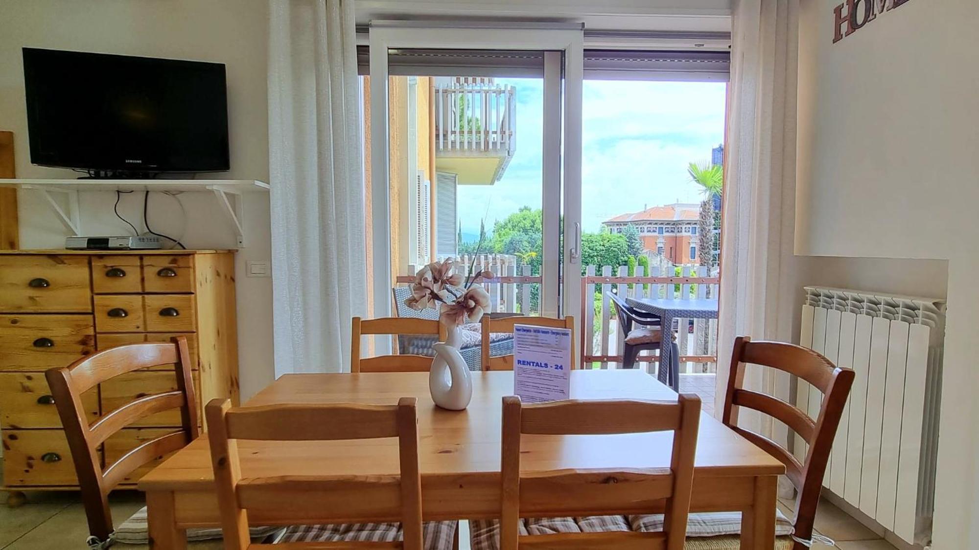 Appartamento Peschiera Peschiera del Garda Bagian luar foto